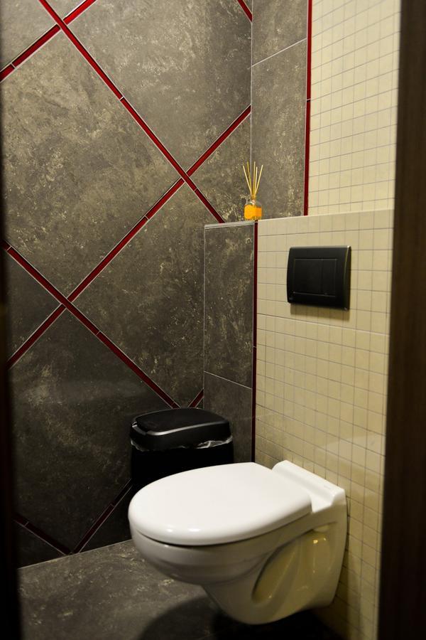 Grad Hotel Ashmyany Eksteriør billede